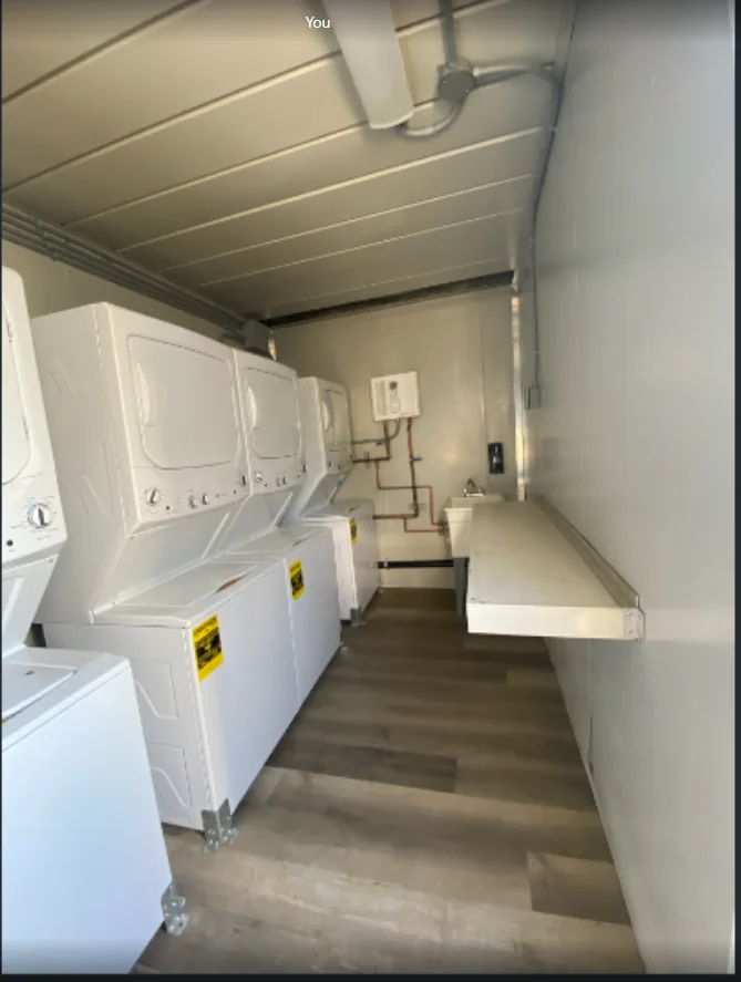 20ft Laundry Container: Laundry Container 7 units 1